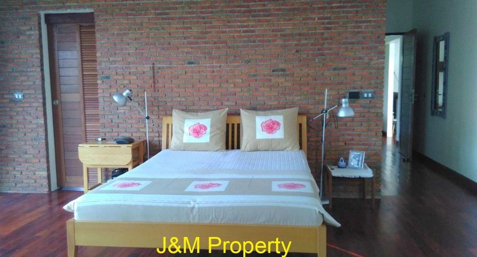 For sale 3 bedrooms house in Cha Am, Phetchaburi