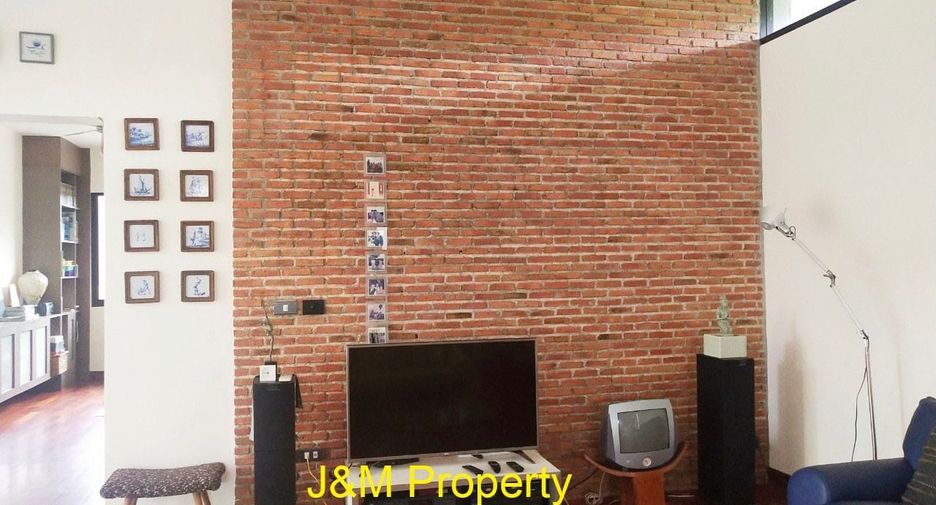 For sale 3 bedrooms house in Cha Am, Phetchaburi