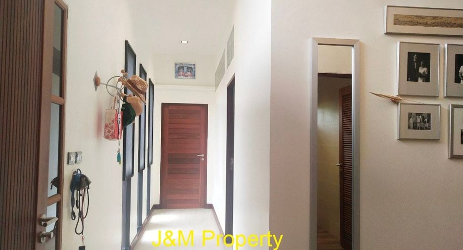 For sale 3 bedrooms house in Cha Am, Phetchaburi