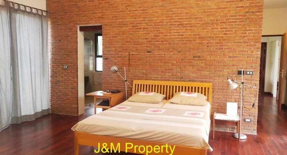 For sale 3 bedrooms house in Cha Am, Phetchaburi