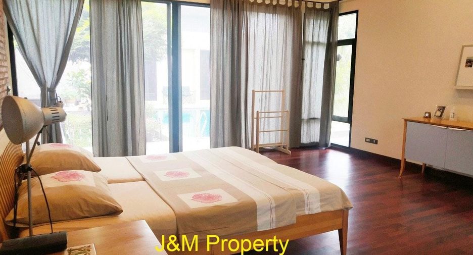 For sale 3 bedrooms house in Cha Am, Phetchaburi