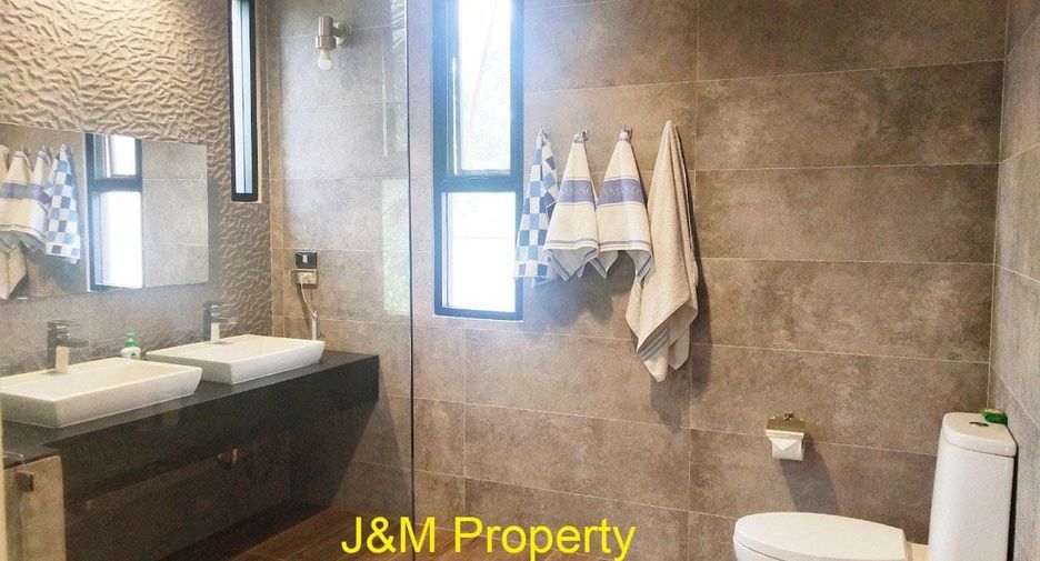 For sale 3 bedrooms house in Cha Am, Phetchaburi