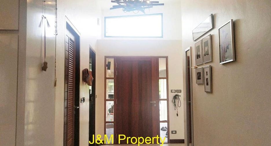 For sale 3 bedrooms house in Cha Am, Phetchaburi