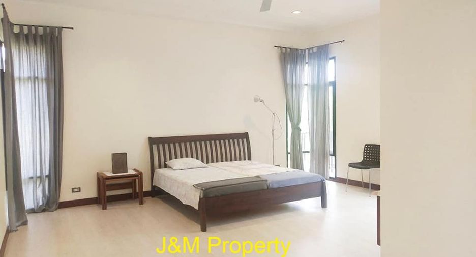 For sale 3 bedrooms house in Cha Am, Phetchaburi