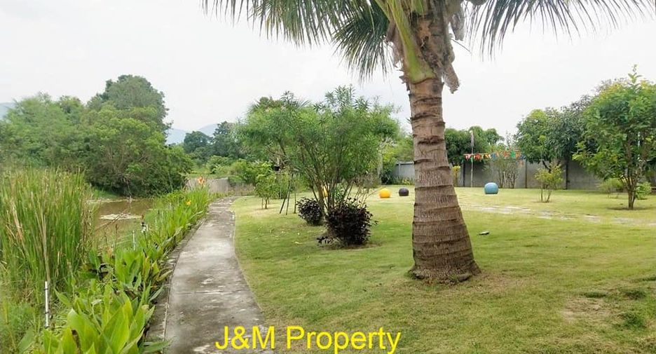 For sale 3 bedrooms house in Cha Am, Phetchaburi