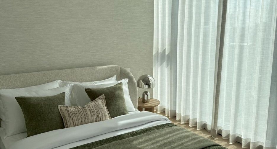For sale 4 bedrooms condo in Khlong Toei, Bangkok