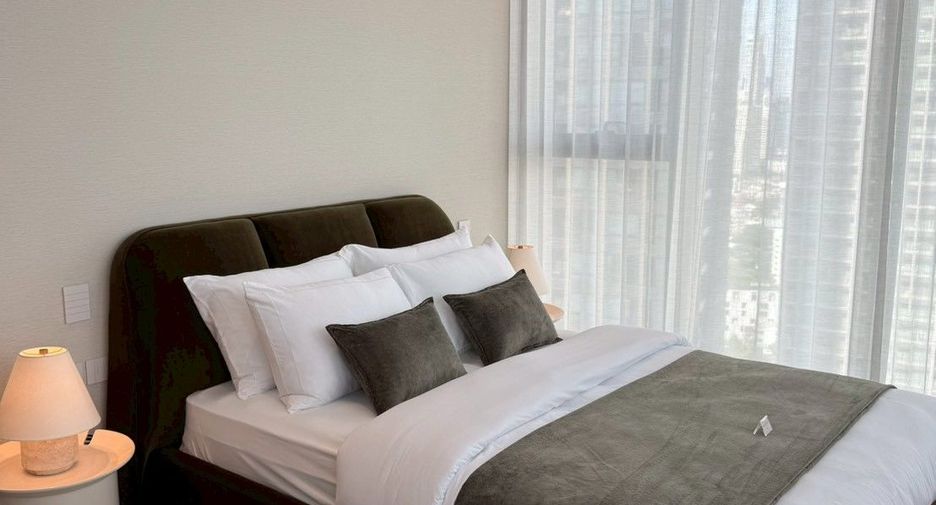 For sale 4 bedrooms condo in Khlong Toei, Bangkok