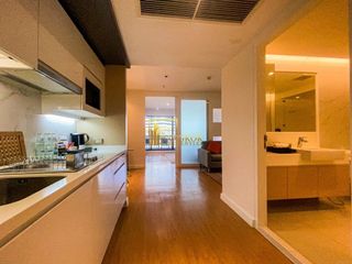 For rent 1 bed serviced apartment in Khlong Toei, Bangkok