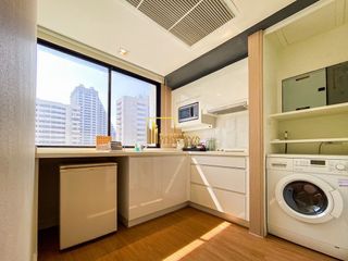 For rent 1 bed serviced apartment in Khlong Toei, Bangkok