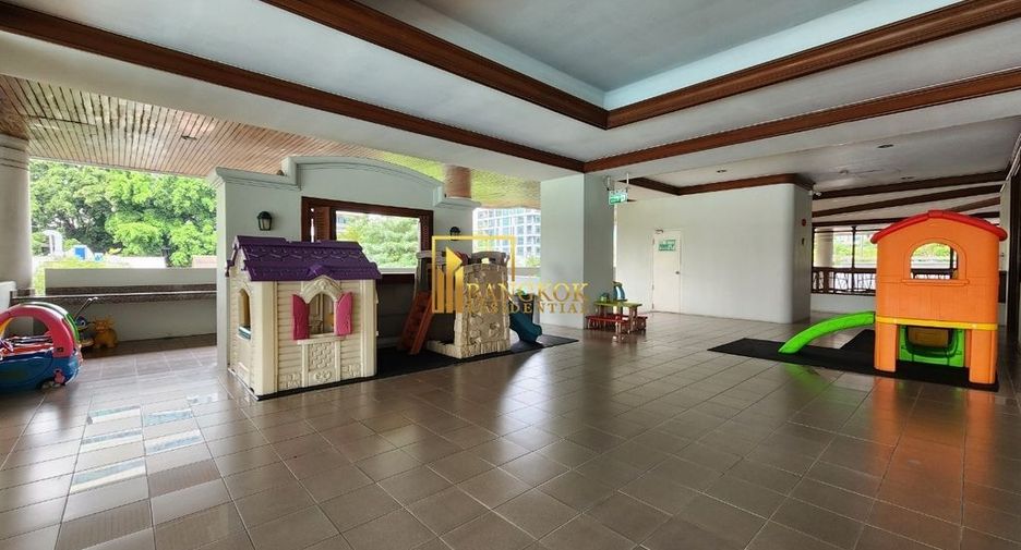 Condo en alquiler de 2 habitaciones en Pathum Wan, Bangkok