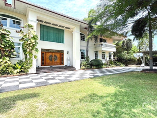 For sale 5 bed house in Pak Kret, Nonthaburi