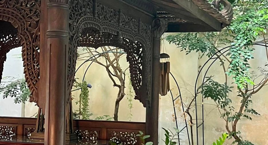 For sale 4 bedrooms house in Chatuchak, Bangkok