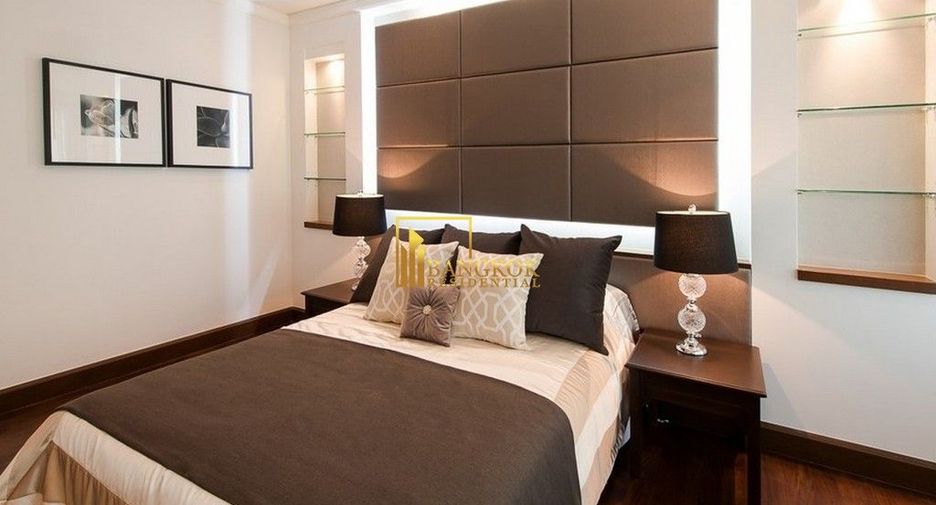Apartamento en alquiler de 3 habitaciones en Khlong Toei, Bangkok