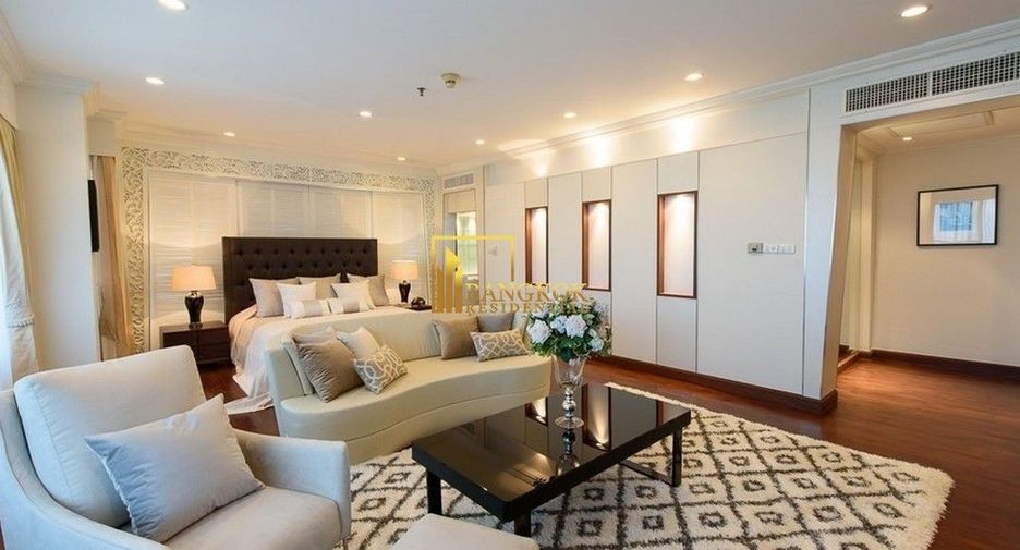 Apartamento en alquiler de 3 habitaciones en Khlong Toei, Bangkok