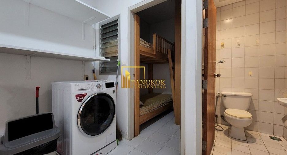 For rent 3 bedrooms condo in Khlong Toei, Bangkok