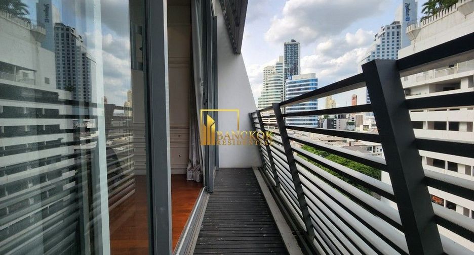For rent 3 bedrooms condo in Khlong Toei, Bangkok