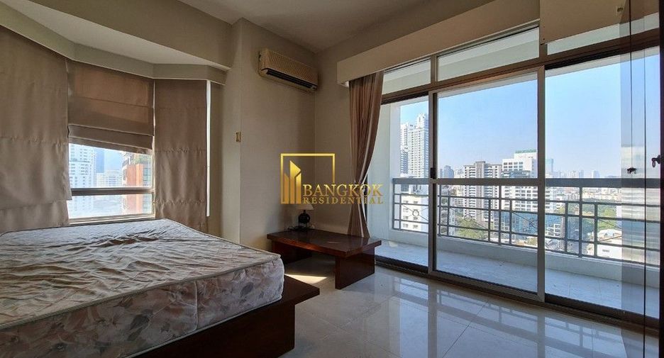 Condo en alquiler de 3 habitaciones en Watthana, Bangkok