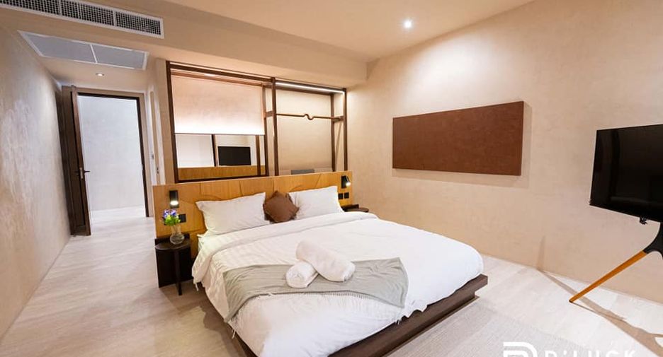 For sale 5 bedrooms villa in Bang Lamung, Chonburi