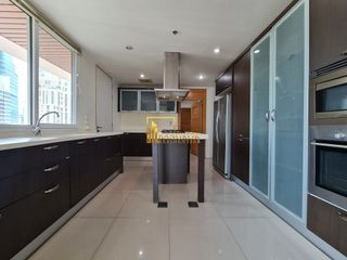 Apartamento con servicios en alquiler de 3 habitaciones en Watthana, Bangkok