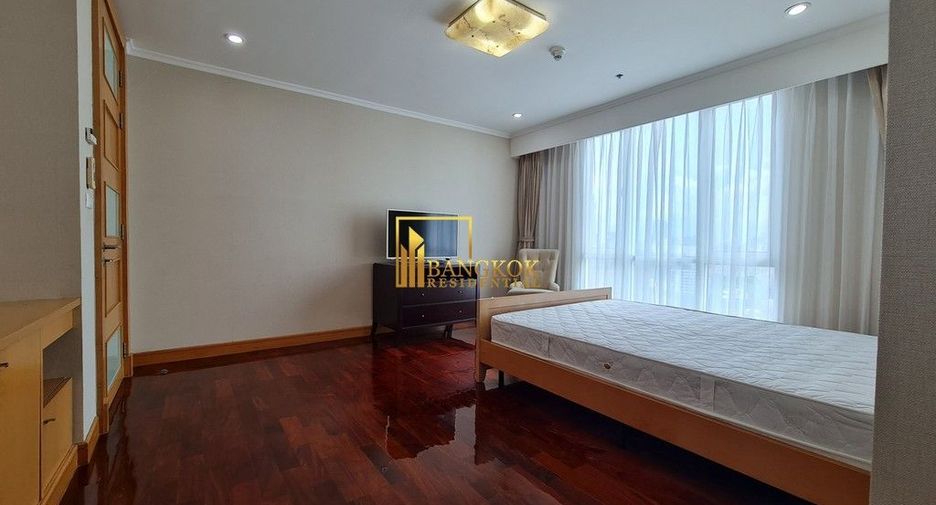 Apartamento con servicios en alquiler de 3 habitaciones en Watthana, Bangkok
