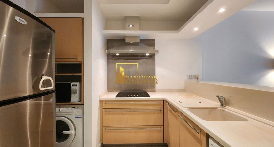 For rent 2 bedrooms condo in Pathum Wan, Bangkok