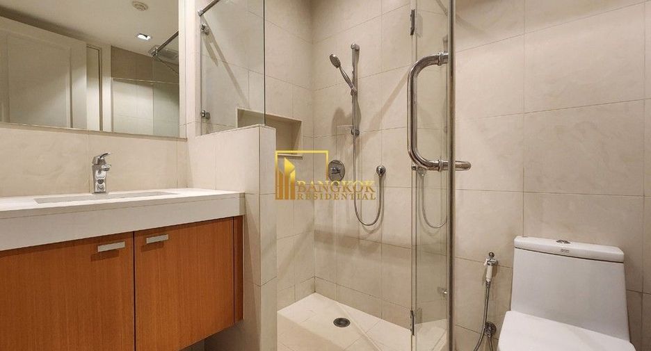 For rent 2 bedrooms condo in Pathum Wan, Bangkok