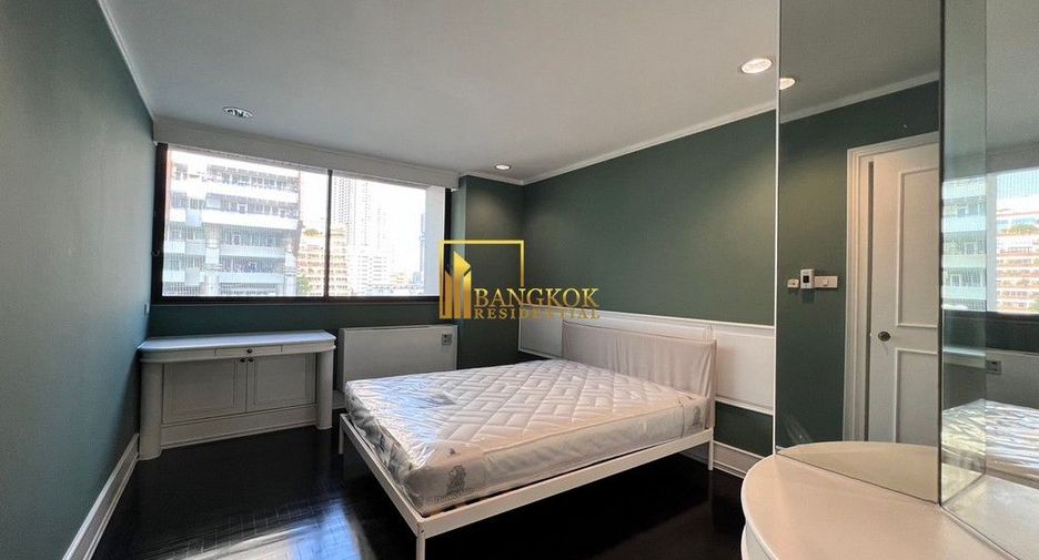 For rent 2 bedrooms apartment in Sathon, Bangkok