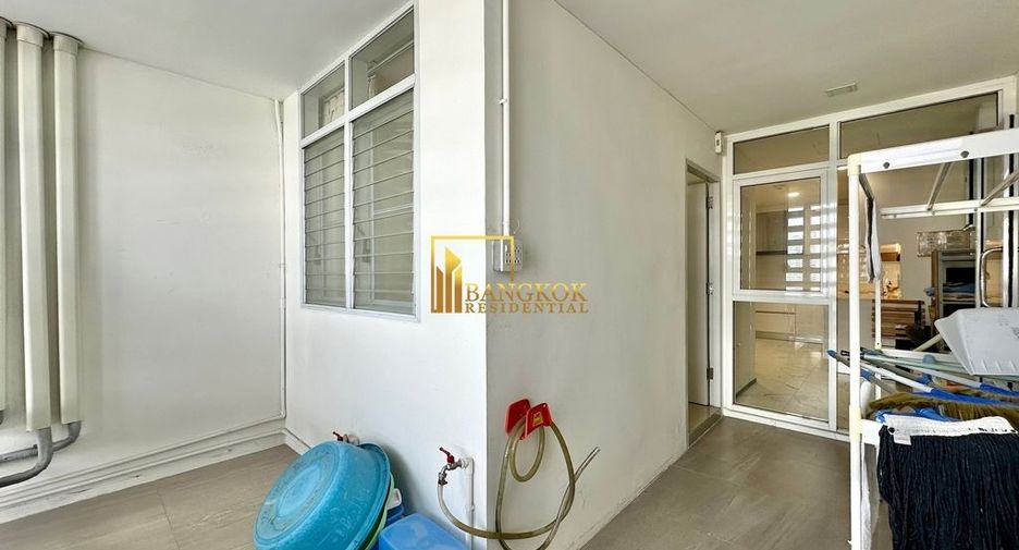 À louer 3 chambres condo à Watthana, Bangkok