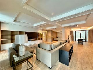 Apartment zur Miete mit 3 Zimmer in Watthana, Bangkok