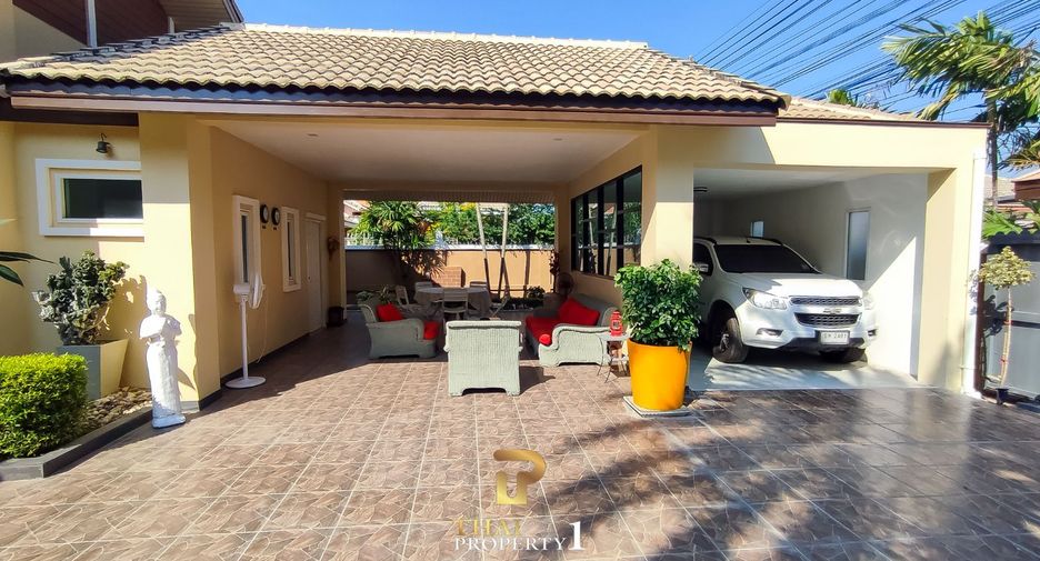 For sale 3 bedrooms villa in Bang Lamung, Chonburi