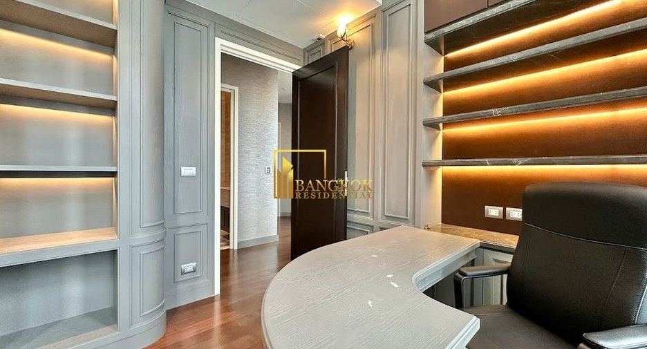 For rent 2 bedrooms condo in Khlong Toei, Bangkok