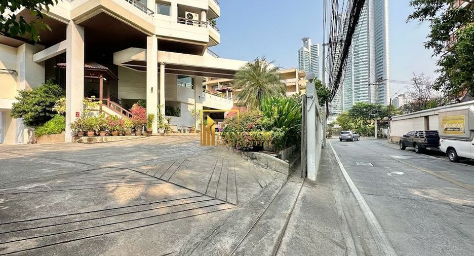 出租 3 卧室 公寓式住宅 在 Khlong Toei, 曼谷