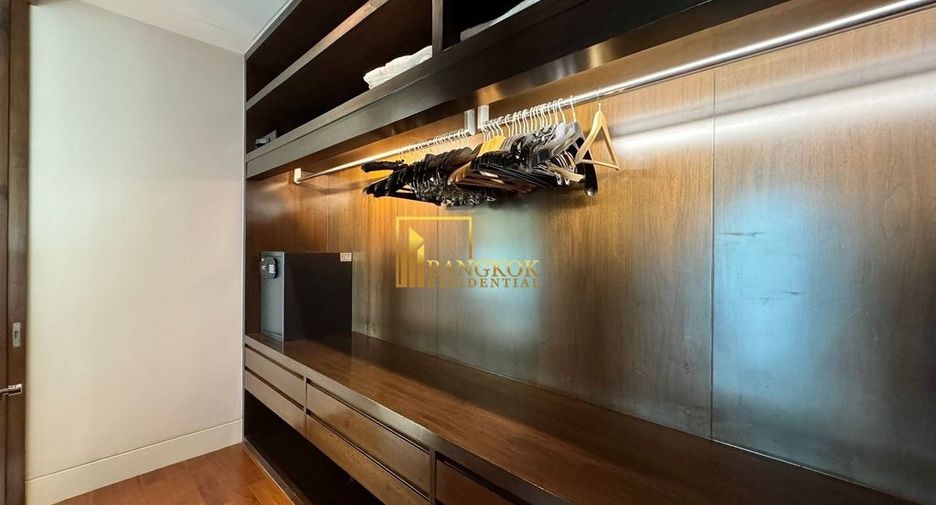 Condo en alquiler de 4 habitaciones en Pathum Wan, Bangkok