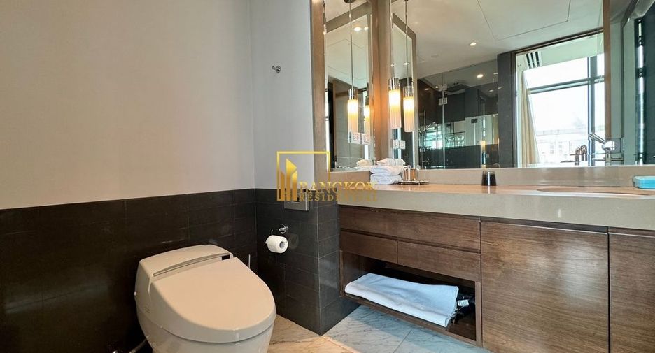 Condo en alquiler de 4 habitaciones en Pathum Wan, Bangkok