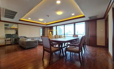 À louer 3 chambres condo à Pathum Wan, Bangkok