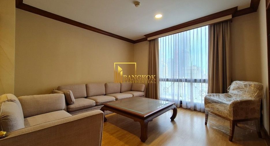 Wohnung zur Miete mit 3 Zimmer in Pathum Wan, Bangkok
