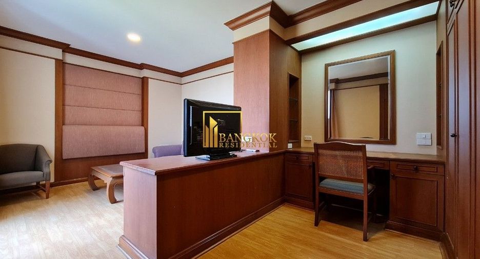 Wohnung zur Miete mit 3 Zimmer in Pathum Wan, Bangkok