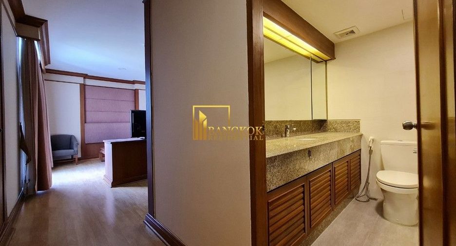 Wohnung zur Miete mit 3 Zimmer in Pathum Wan, Bangkok