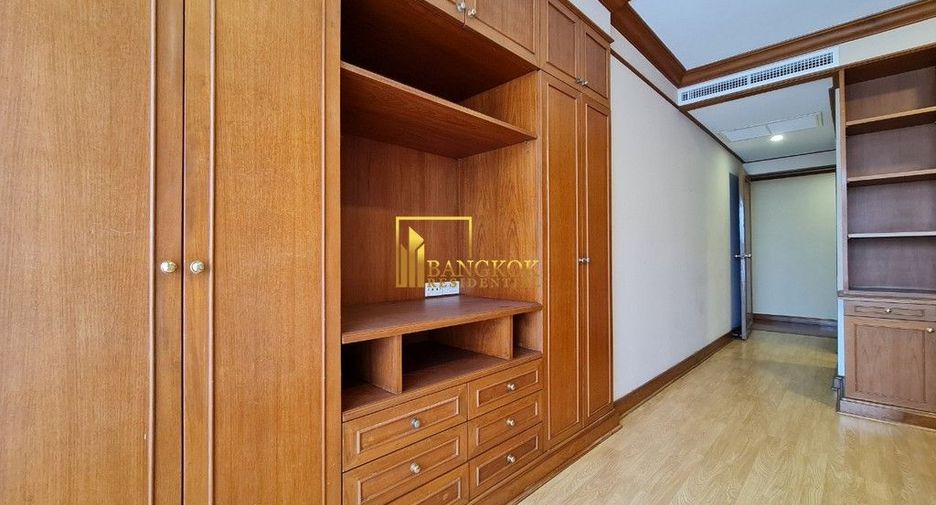 Wohnung zur Miete mit 3 Zimmer in Pathum Wan, Bangkok