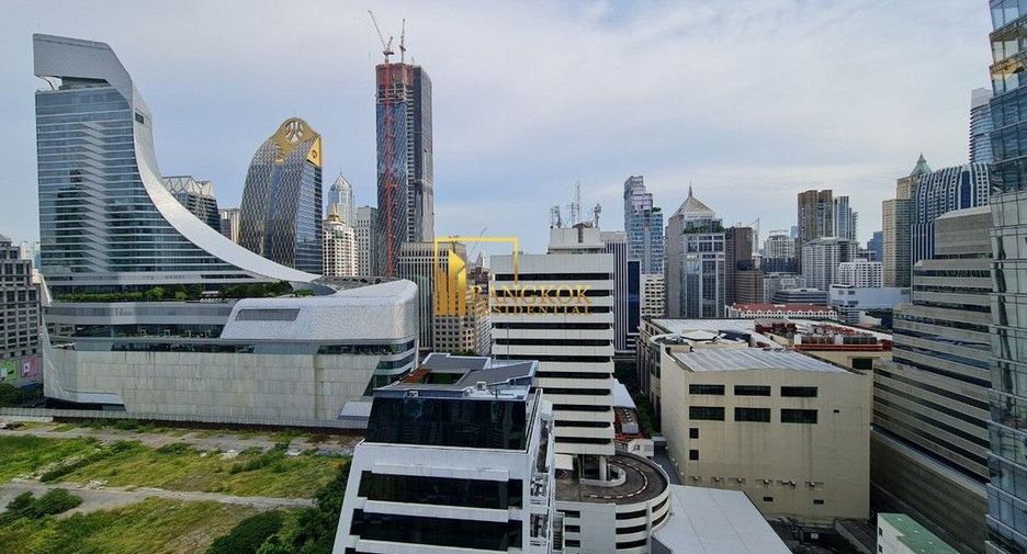 Wohnung zur Miete mit 3 Zimmer in Pathum Wan, Bangkok