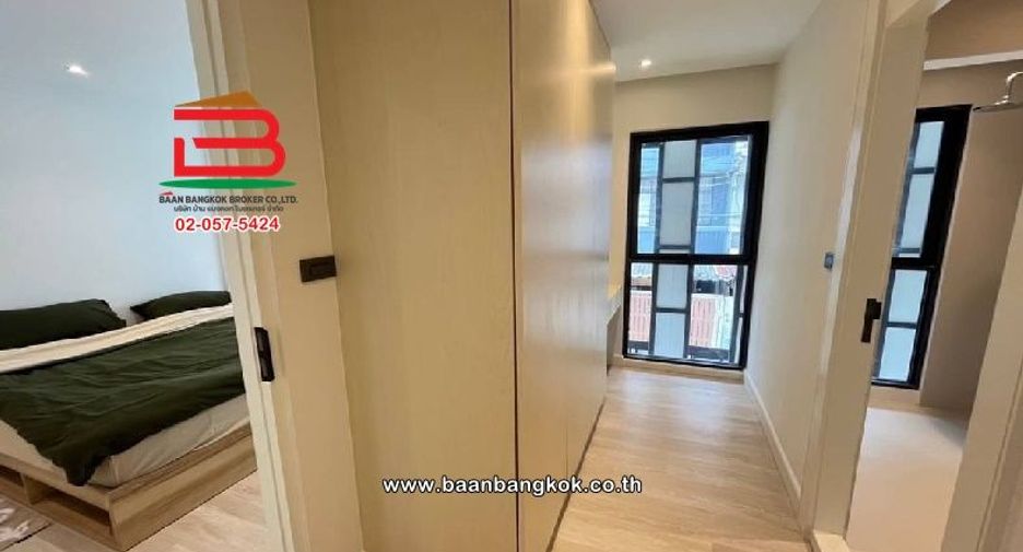 For sale 2 bedrooms townhouse in Watthana, Bangkok