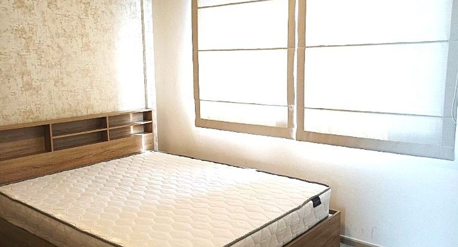 For rent 2 bedrooms townhouse in Prawet, Bangkok