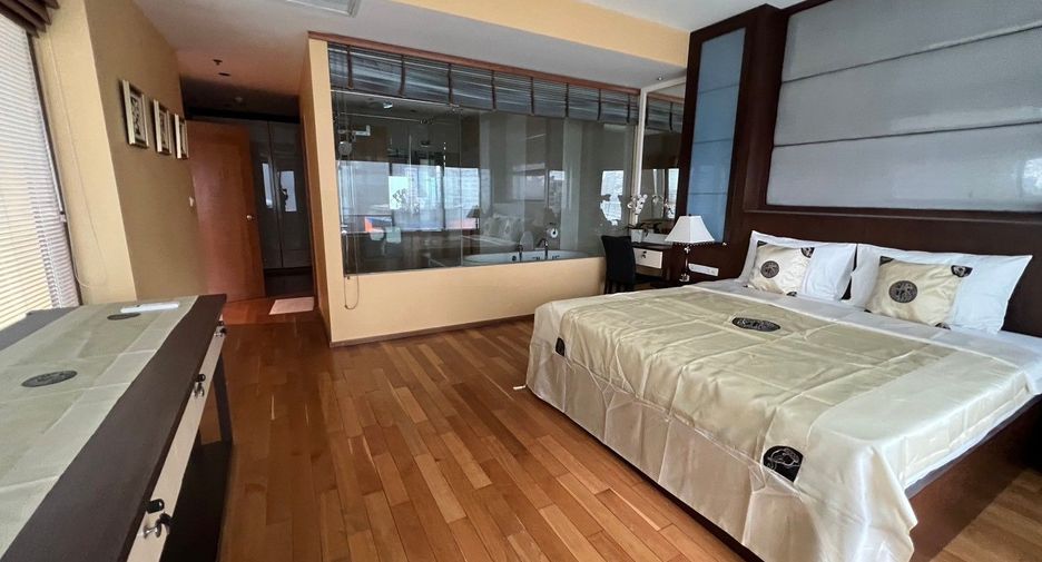 À louer 2 chambres condo à Khlong Toei, Bangkok