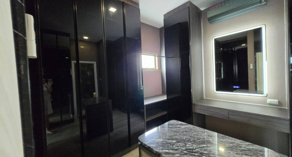 For sale 4 ベッドルーム house in San Kamphaeng, Chiang Mai