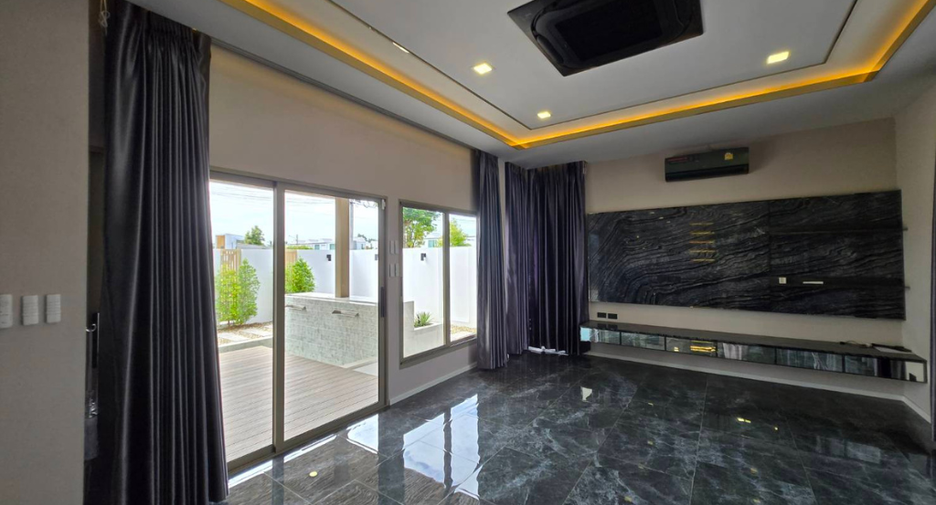 For sale 4 ベッドルーム house in San Kamphaeng, Chiang Mai