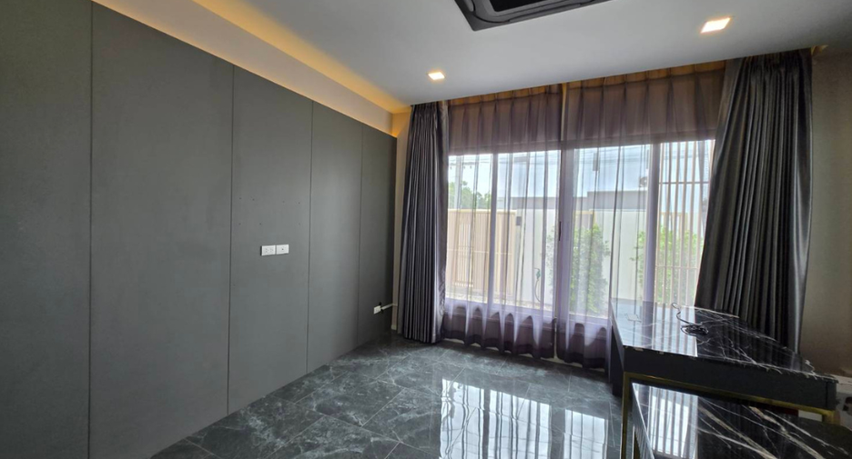 For sale 4 ベッドルーム house in San Kamphaeng, Chiang Mai