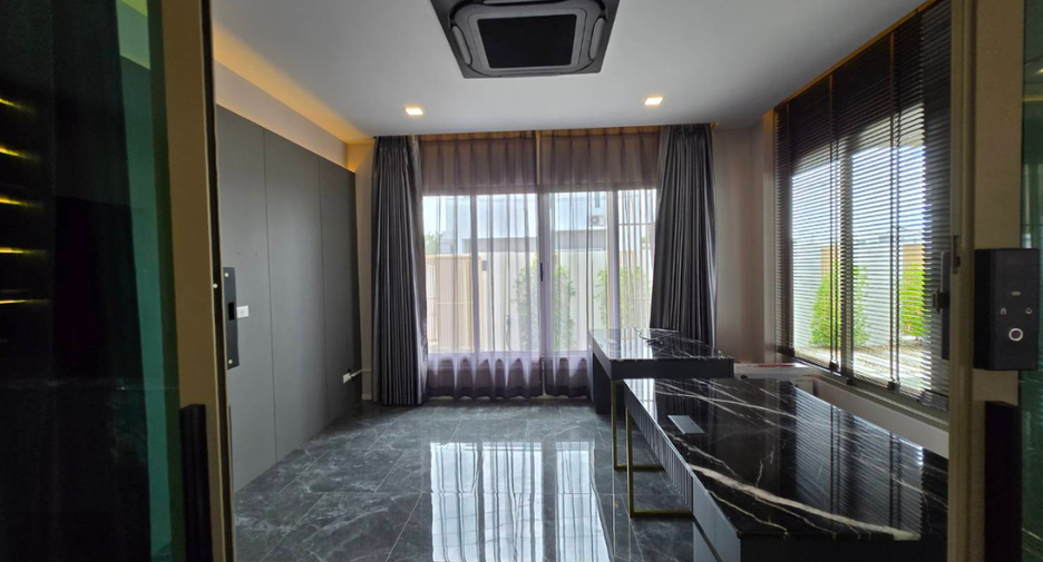 For sale 4 ベッドルーム house in San Kamphaeng, Chiang Mai
