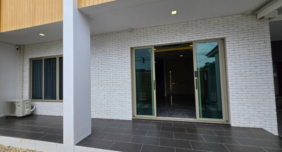 For sale 4 ベッドルーム house in San Kamphaeng, Chiang Mai