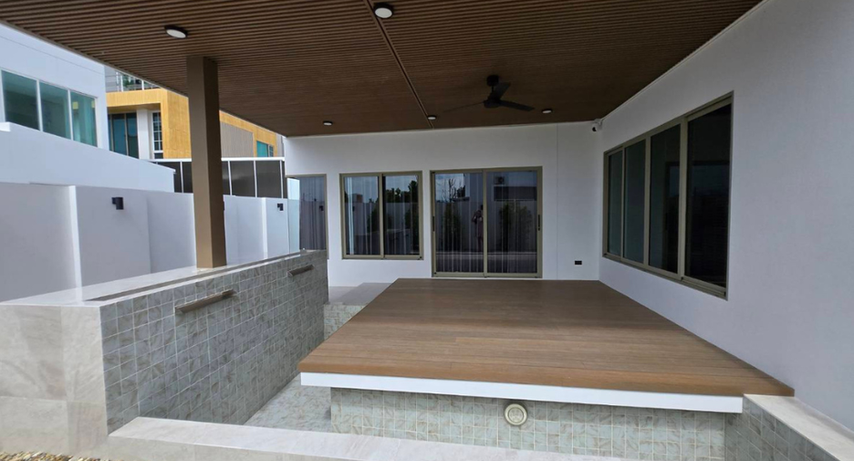 For sale 4 ベッドルーム house in San Kamphaeng, Chiang Mai