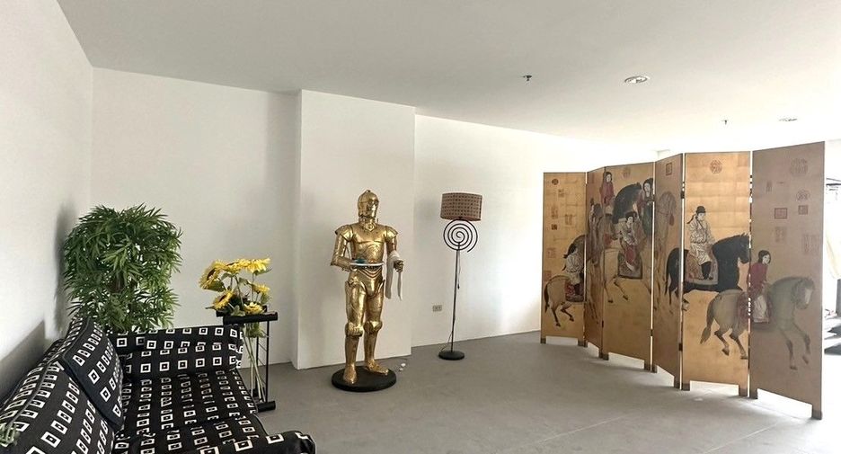 For sale 2 bedrooms condo 